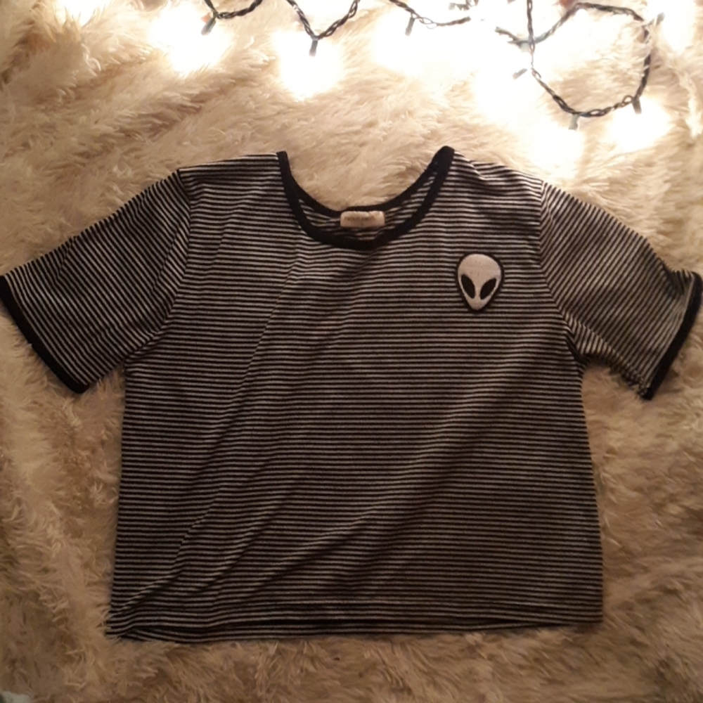 Cute black and white crop top